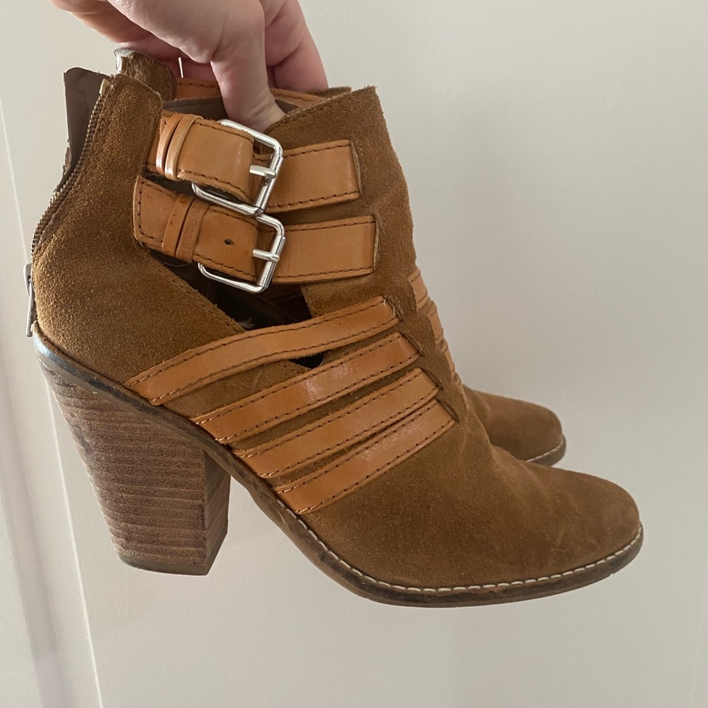 Dolce vita booties